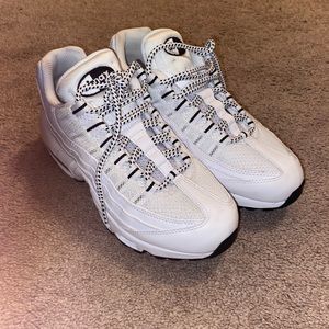 Nike Air Max “White/Black”